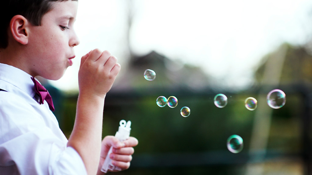 Créez votre propre journal de fête de printemps ou de communion - Happiedays