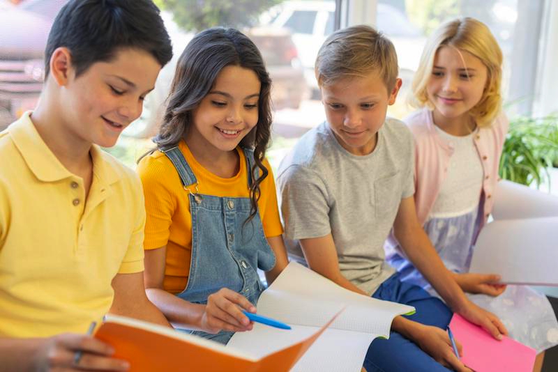 Schoolkrant maken voor het schooljaar 20-21 - Happiedays